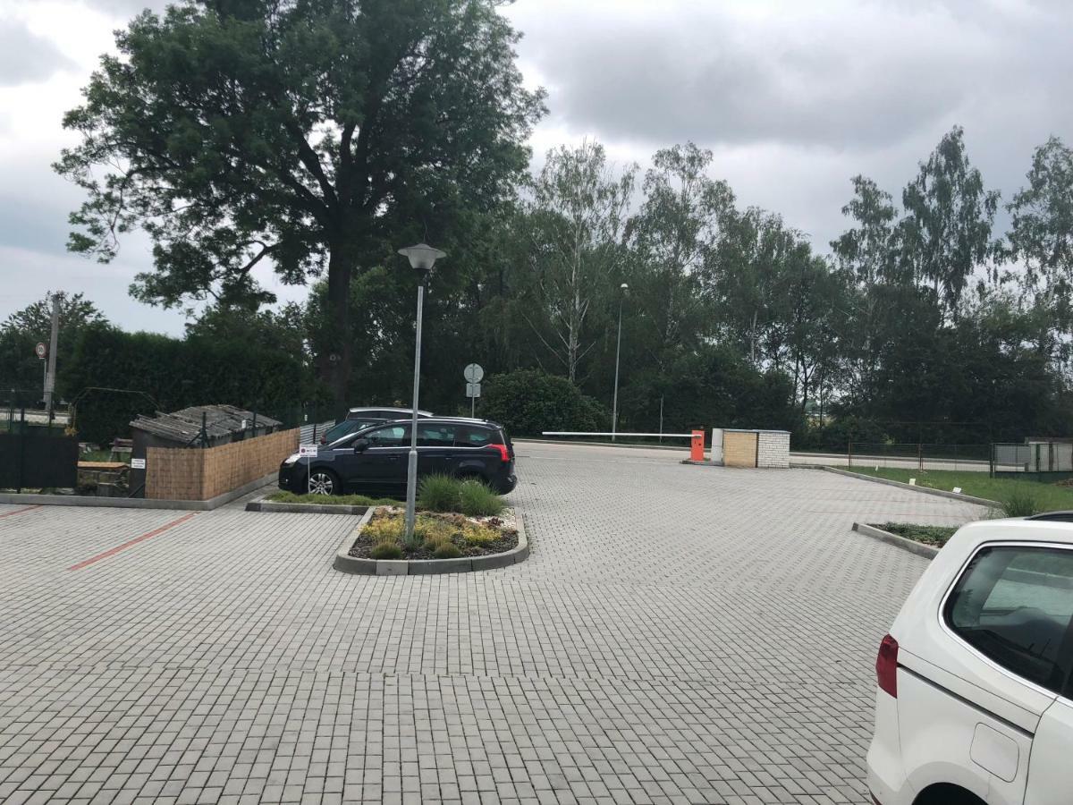 Apartman Na Lukach - Kopretina Trebon Exterior photo