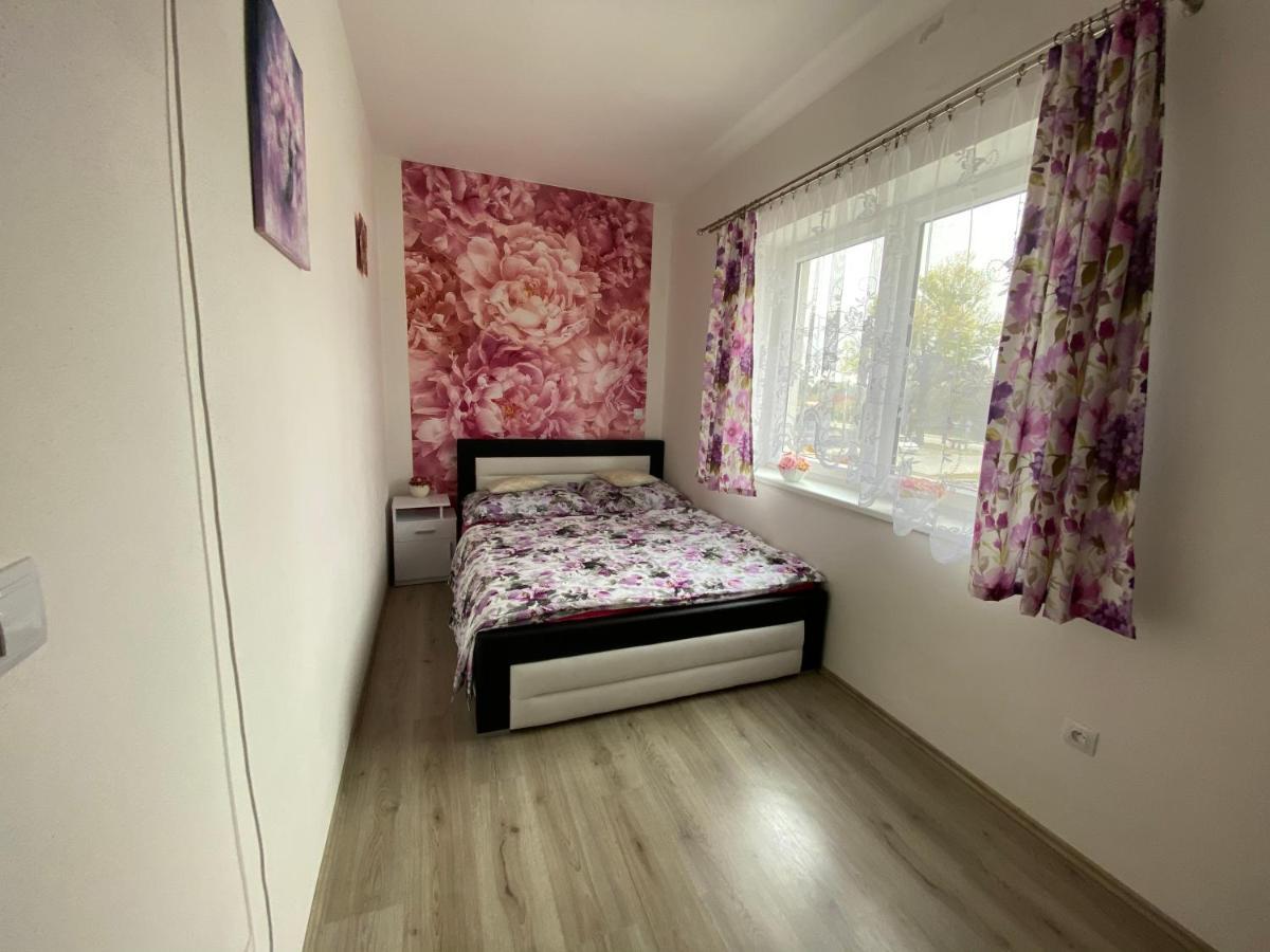 Apartman Na Lukach - Kopretina Trebon Exterior photo